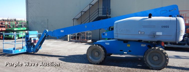 image for item DI1085 2006 Genie S-65  boom lift