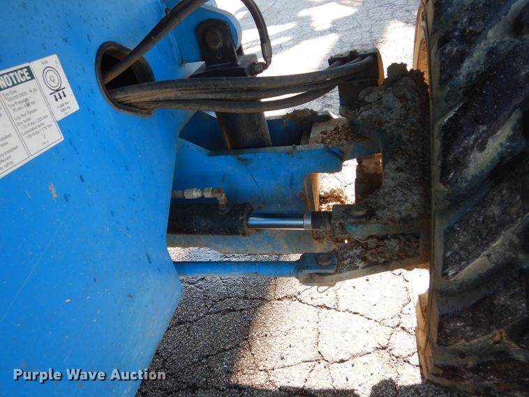 image for item DI1085 2006 Genie S-65  boom lift