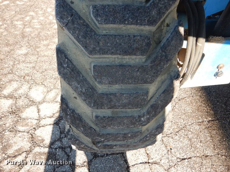 image for item DI1085 2006 Genie S-65  boom lift