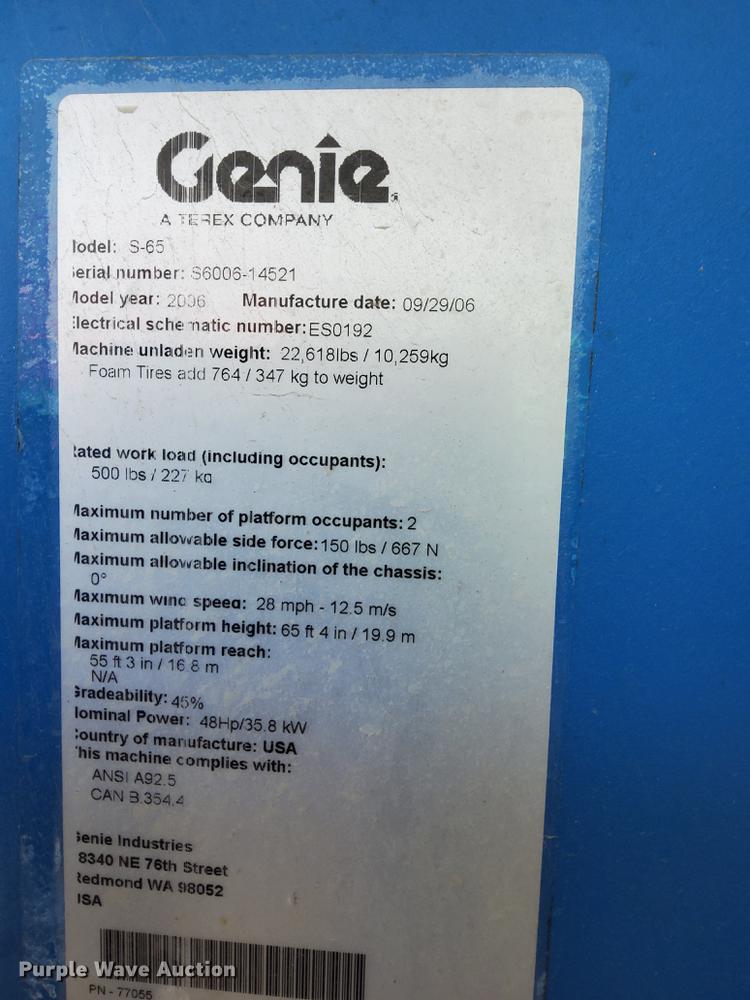 image for item DI1085 2006 Genie S-65  boom lift