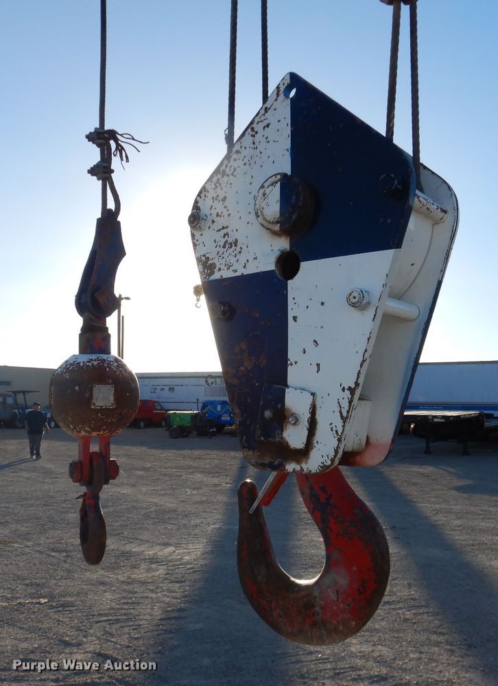 image for item DI3683 1983 Grove RT755  crane