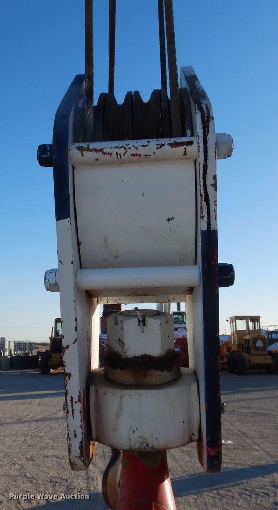 image for item DI3683 1983 Grove RT755  crane