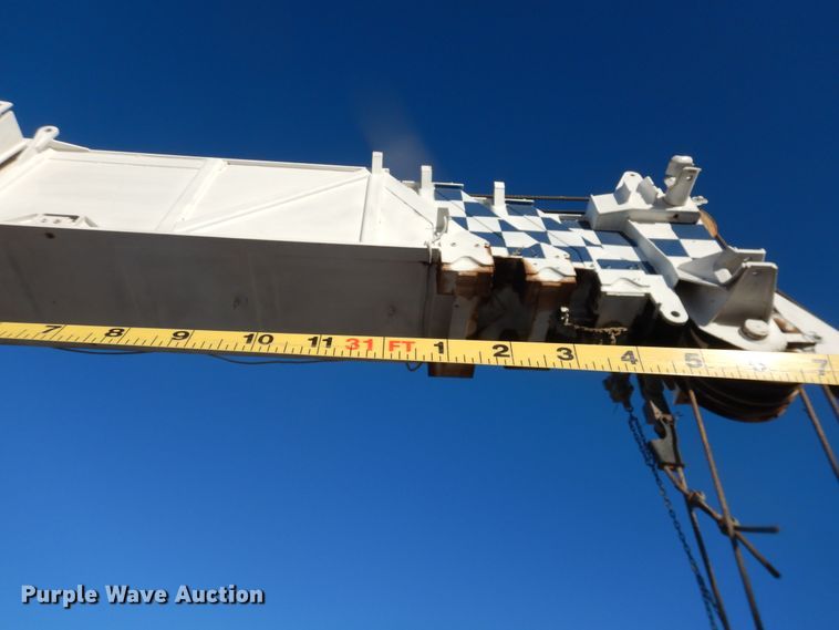 image for item DI3683 1983 Grove RT755  crane