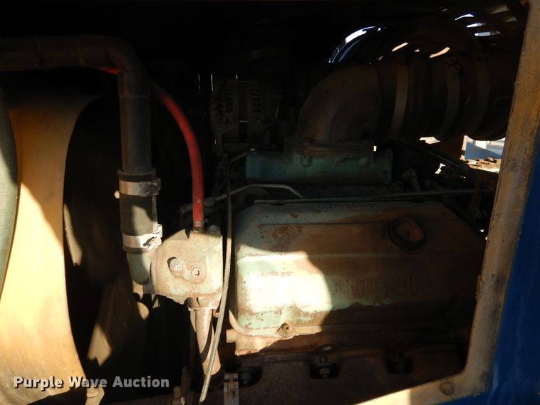 image for item DI3683 1983 Grove RT755  crane