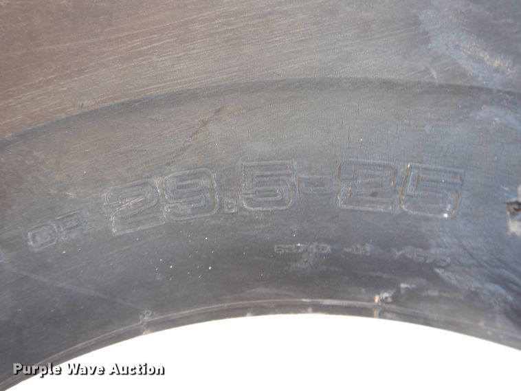 image for item DI3683 1983 Grove RT755  crane