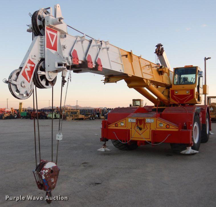 image for item DI3684 1983 Grove RT740  crane