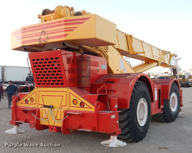 image for item DI3684 1983 Grove RT740  crane