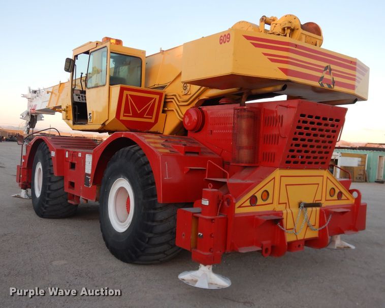 image for item DI3684 1983 Grove RT740  crane