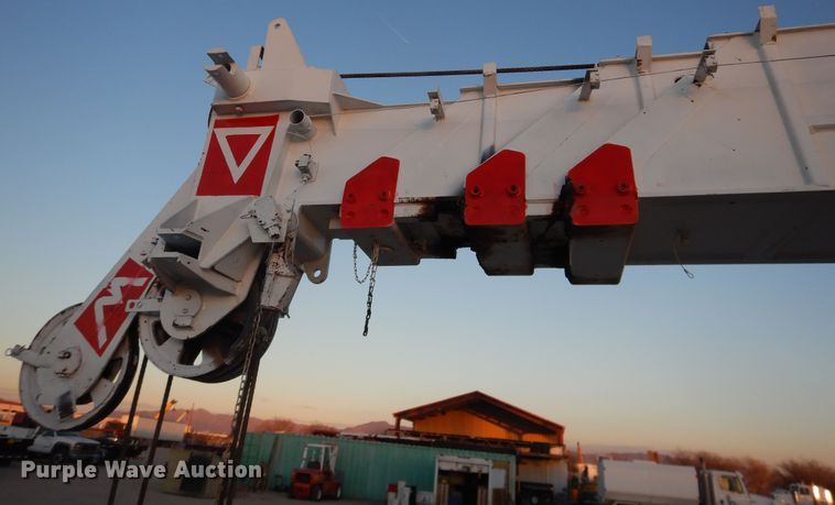 image for item DI3684 1983 Grove RT740  crane