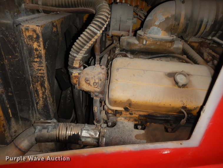 image for item DI3684 1983 Grove RT740  crane