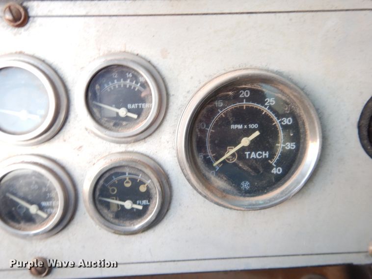 image for item DI3684 1983 Grove RT740  crane