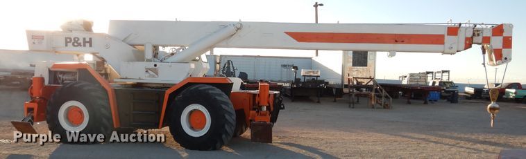 image for item DI3685 1978 P&H  W350A crane