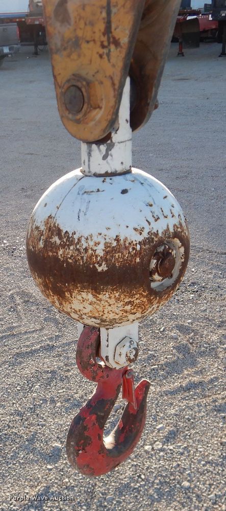 image for item DI3685 1978 P&H  W350A crane