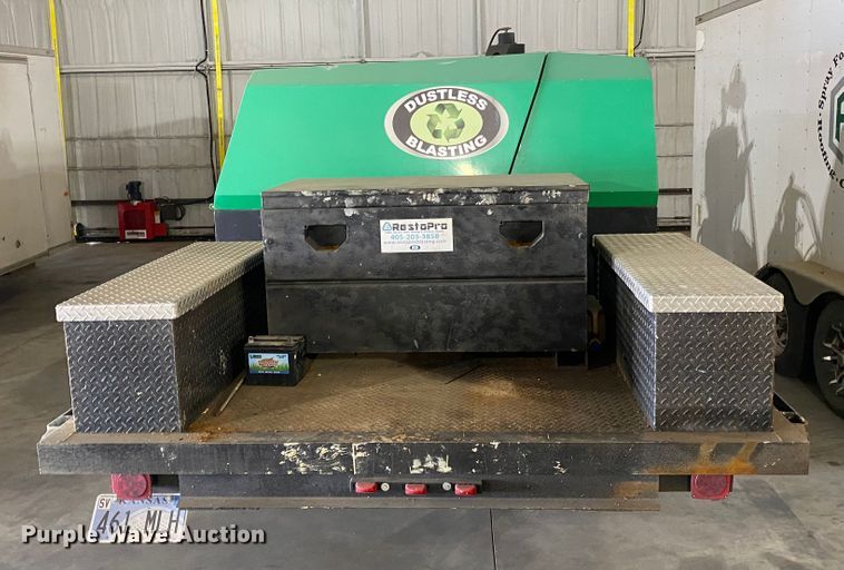 image for item DI3688 2016 Rotair D300T4F sandblaster