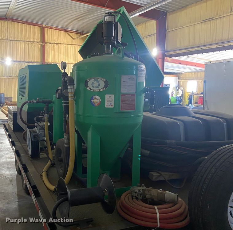 image for item DI3688 2016 Rotair D300T4F sandblaster