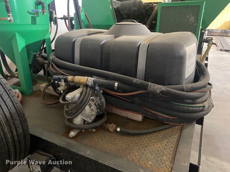 image for item DI3688 2016 Rotair D300T4F sandblaster