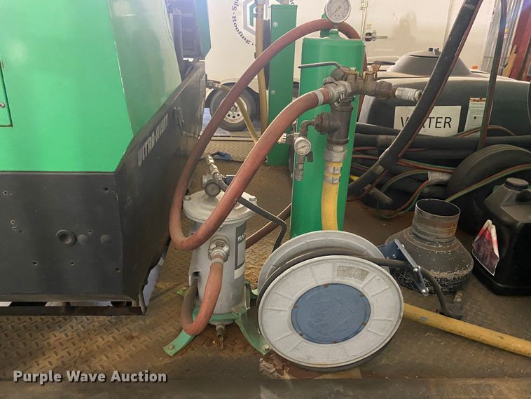 image for item DI3688 2016 Rotair D300T4F sandblaster