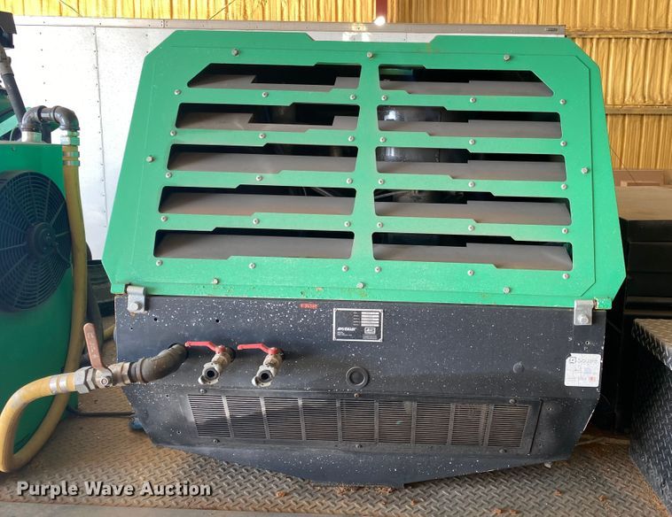 image for item DI3688 2016 Rotair D300T4F sandblaster