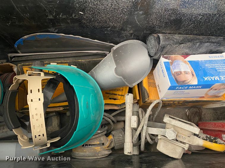 image for item DI3688 2016 Rotair D300T4F sandblaster