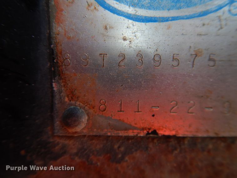 image for item DI3689 1989 Ford F900  dump truck