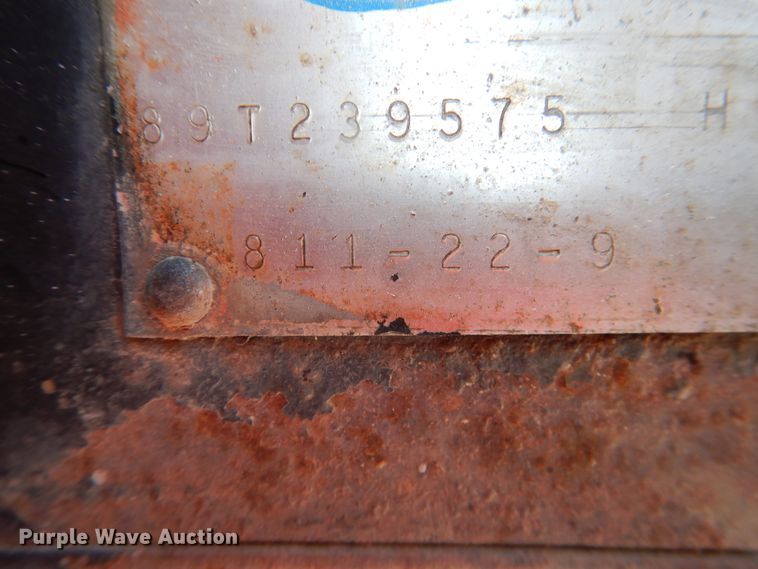 image for item DI3689 1989 Ford F900  dump truck