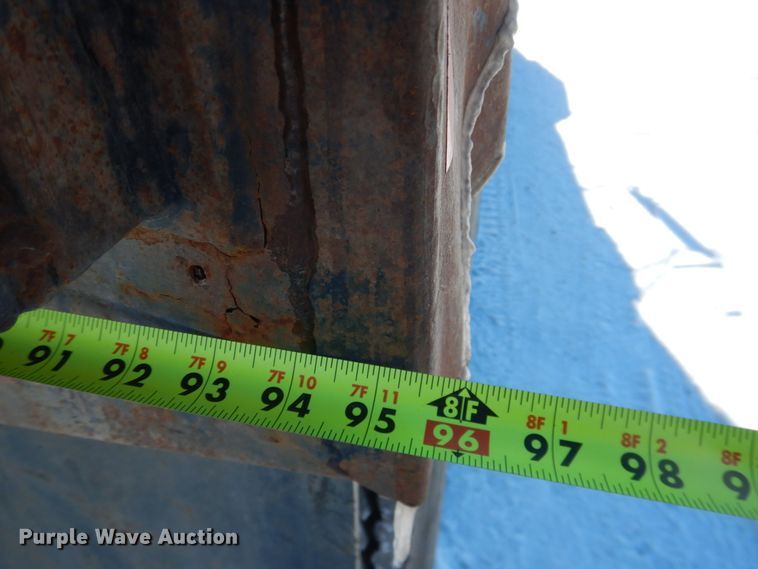 image for item DI3689 1989 Ford F900  dump truck