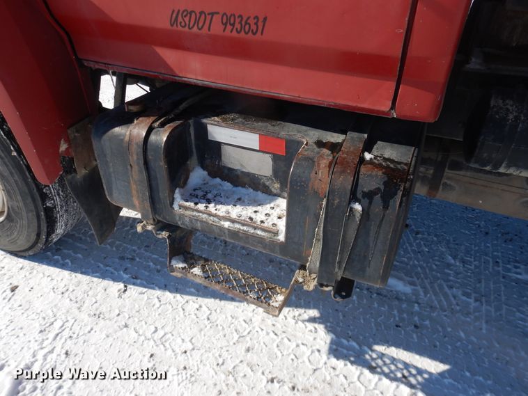 image for item DI3689 1989 Ford F900  dump truck