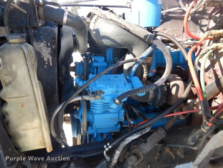 image for item DI3689 1989 Ford F900  dump truck