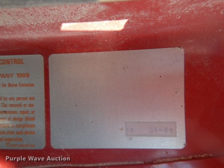 image for item DI3689 1989 Ford F900  dump truck