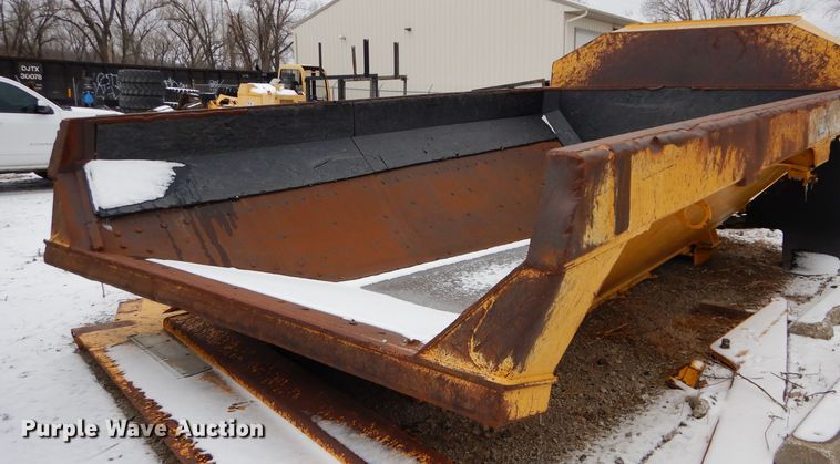 image for item DI8492 Komatsu HM400 haul truck bed