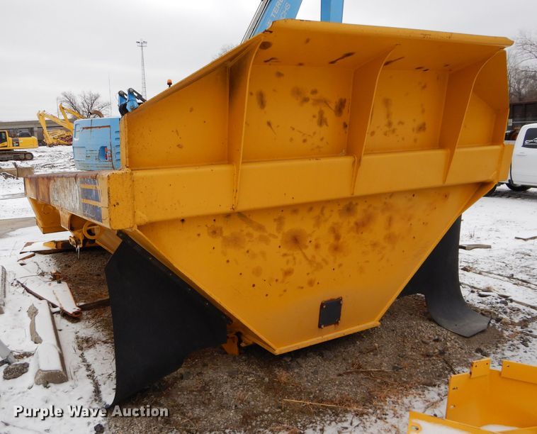 image for item DI8492 Komatsu HM400 haul truck bed
