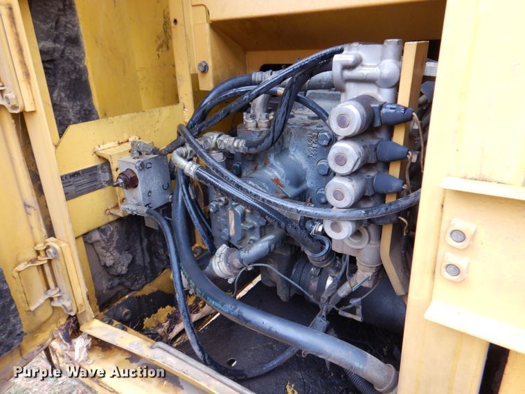 image for item DJ0346 1999 Komatsu PC120-6  excavator