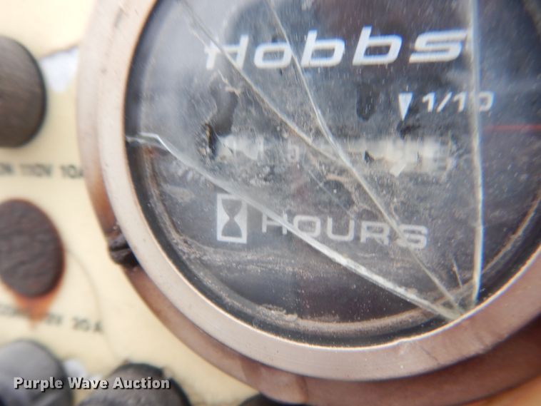 image for item DJ4863 1991 GMC Top Kick C6500  bucket truck