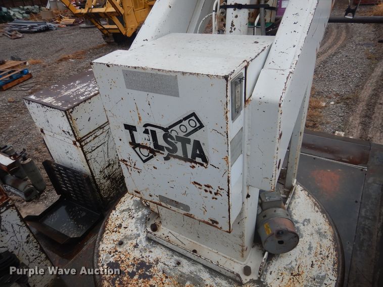 image for item DJ4863 1991 GMC Top Kick C6500  bucket truck