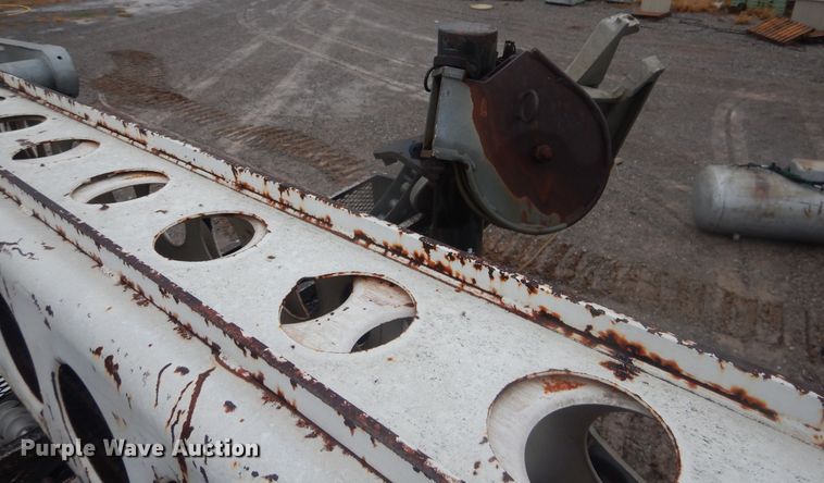 image for item DJ4863 1991 GMC Top Kick C6500  bucket truck