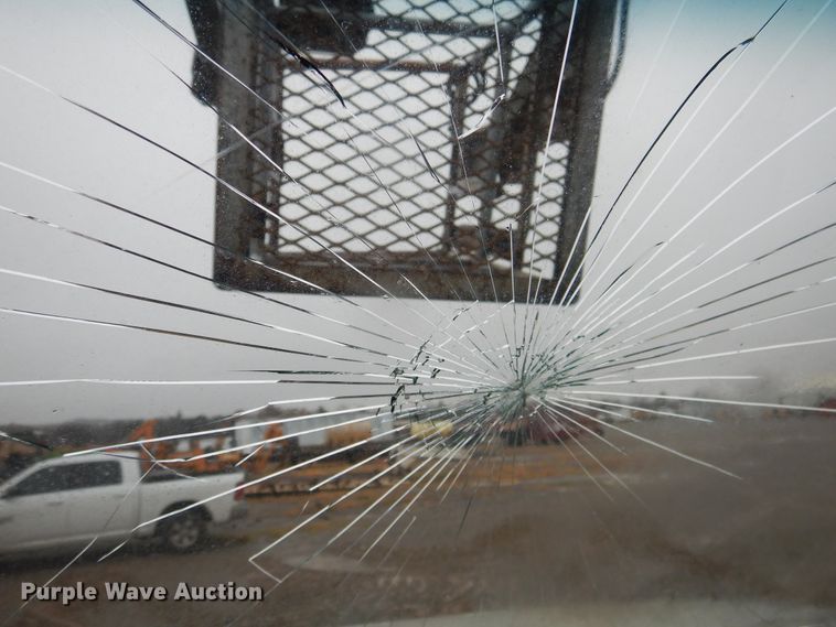 image for item DJ4863 1991 GMC Top Kick C6500  bucket truck