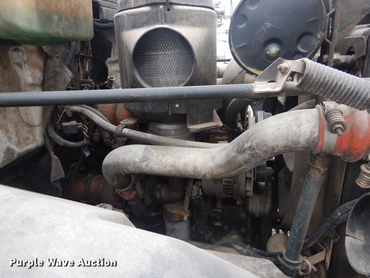 image for item DJ4863 1991 GMC Top Kick C6500  bucket truck