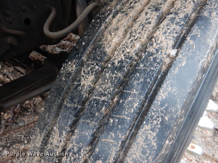 image for item DJ4863 1991 GMC Top Kick C6500  bucket truck