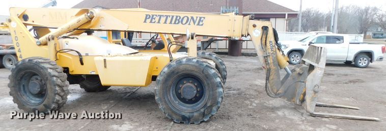 image for item DJ5930 2001 Pettibone 10044  telehandler