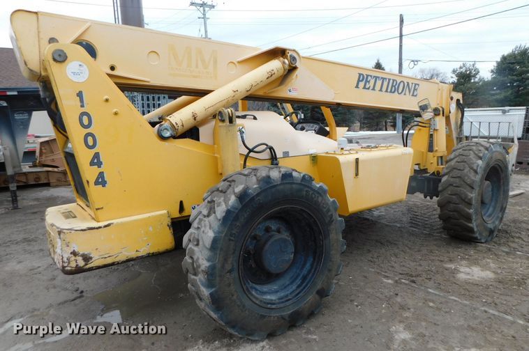 image for item DJ5930 2001 Pettibone 10044  telehandler