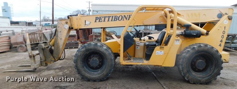 image for item DJ5930 2001 Pettibone 10044  telehandler