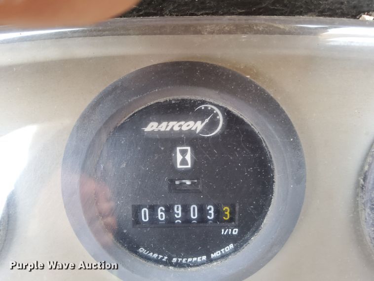 image for item DJ5930 2001 Pettibone 10044  telehandler