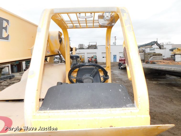 image for item DJ5930 2001 Pettibone 10044  telehandler