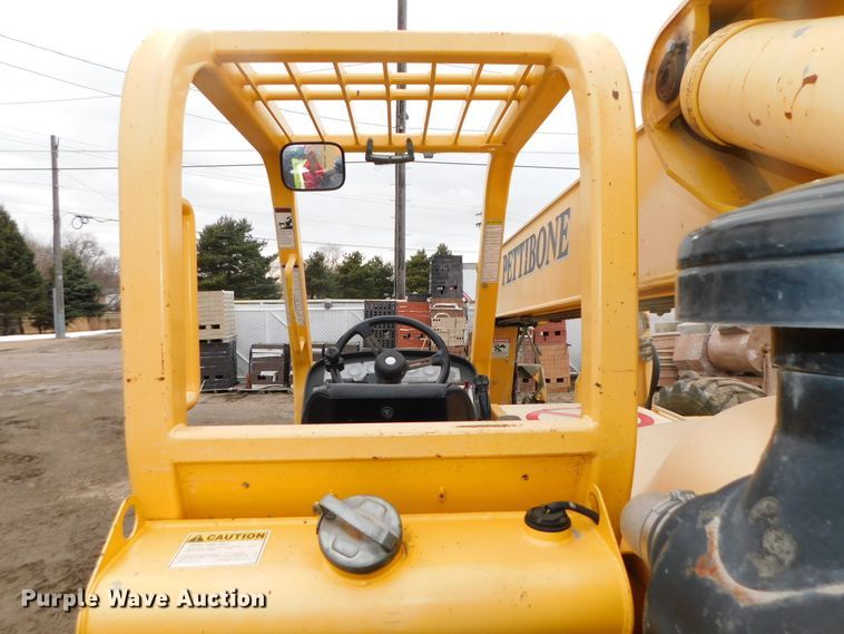 image for item DJ5930 2001 Pettibone 10044  telehandler