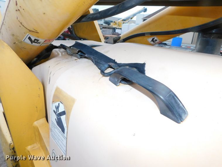 image for item DJ5930 2001 Pettibone 10044  telehandler