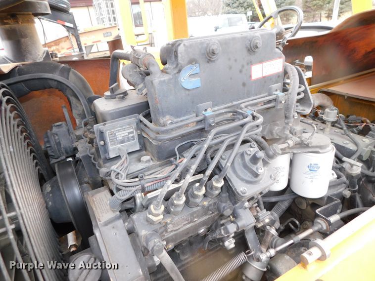 image for item DJ5930 2001 Pettibone 10044  telehandler