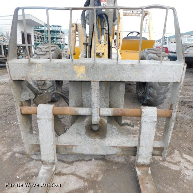 image for item DJ5930 2001 Pettibone 10044  telehandler