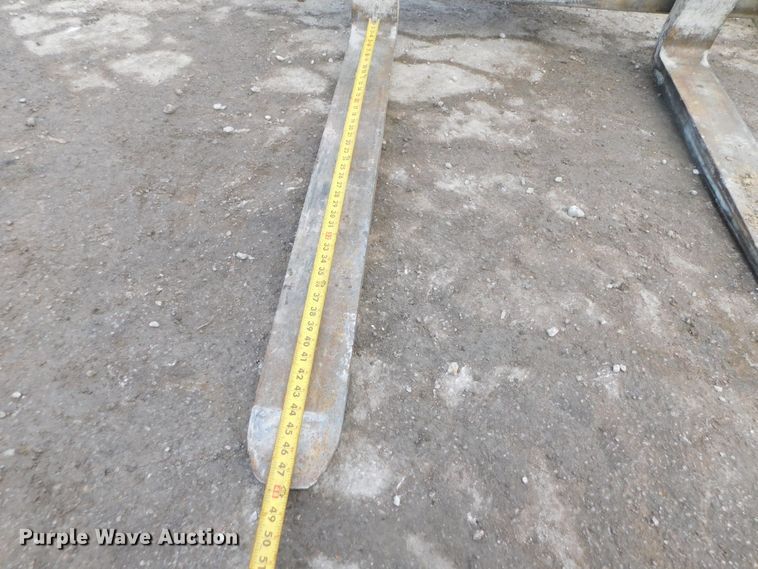 image for item DJ5930 2001 Pettibone 10044  telehandler