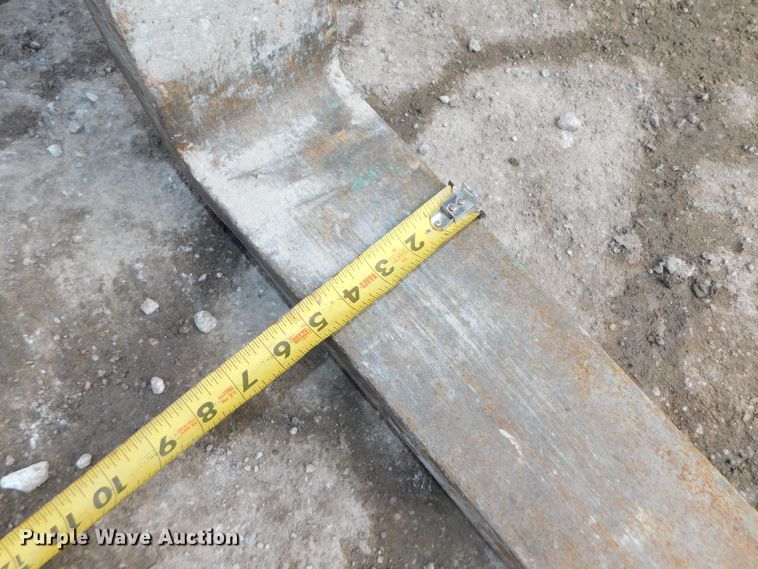 image for item DJ5930 2001 Pettibone 10044  telehandler