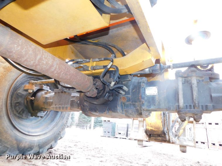 image for item DJ5930 2001 Pettibone 10044  telehandler